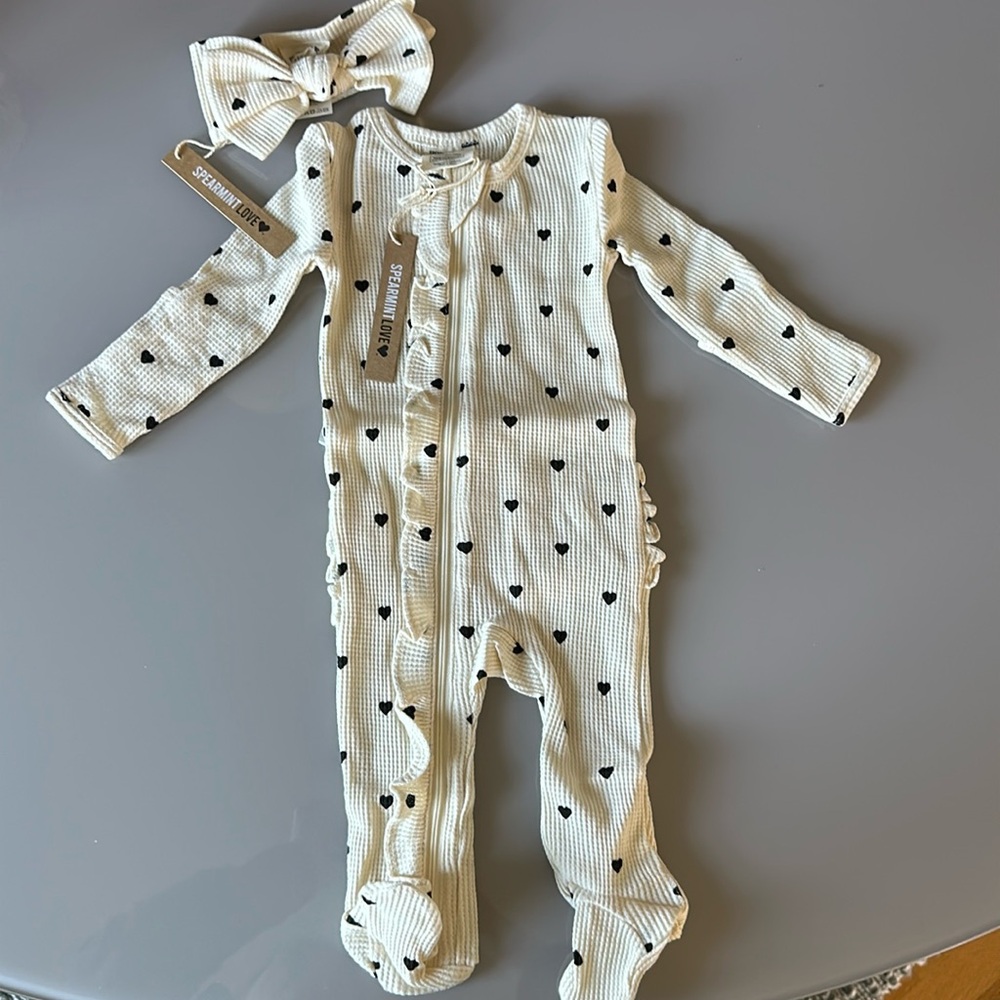 Spearmint love baby sleeper